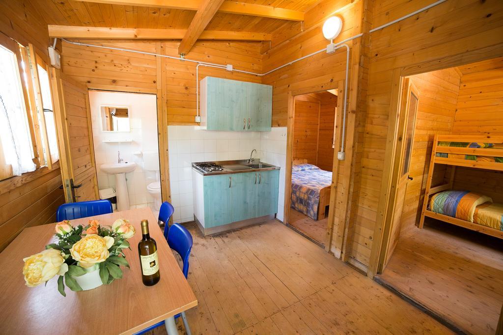 Camping Dei Tigli Torre del Lago Puccini Pokoj fotografie